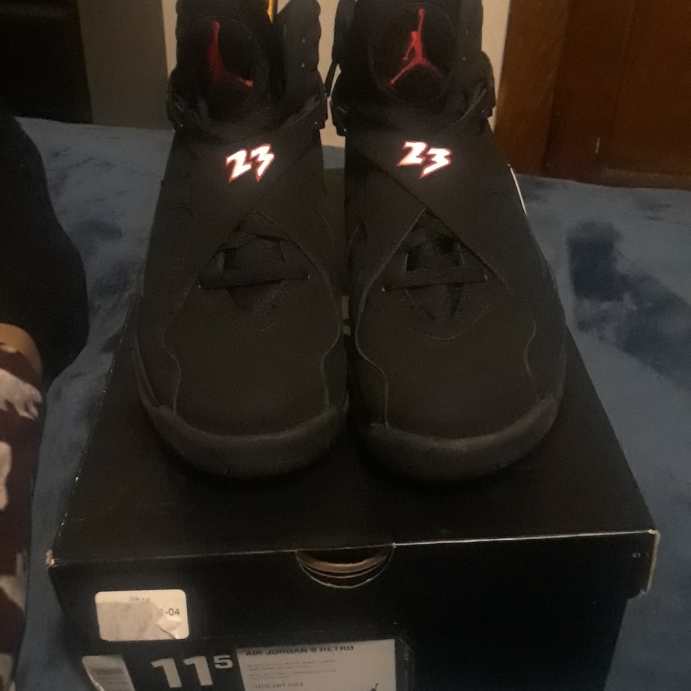 Jordan Retro 8 (Playoffs 2013 Release) size 11.5